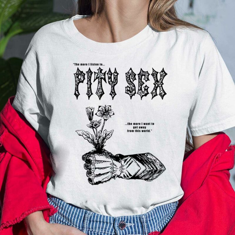 Girls' T-Shirts, Hoodies, Sweatshirts & More